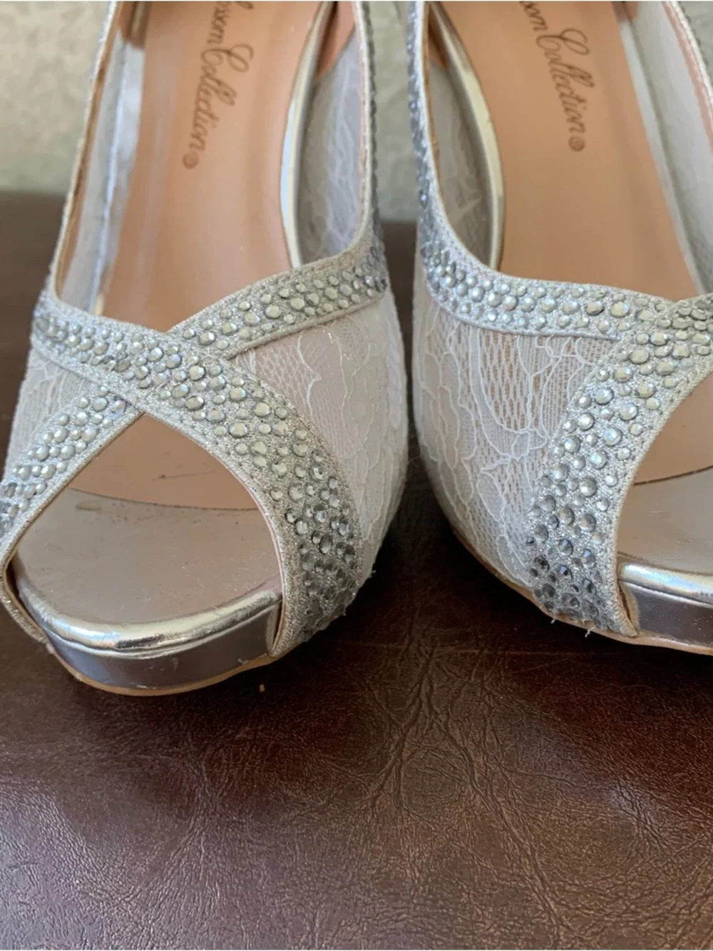 De Blossom Collection White Lace Rhinestone Peep-Toe Heels 7.5 Bride Wedding